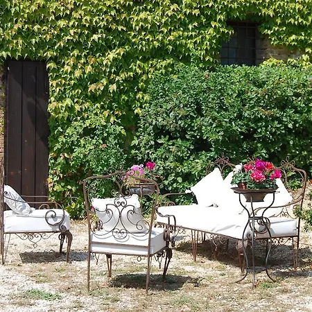 Podere Costa Romana *