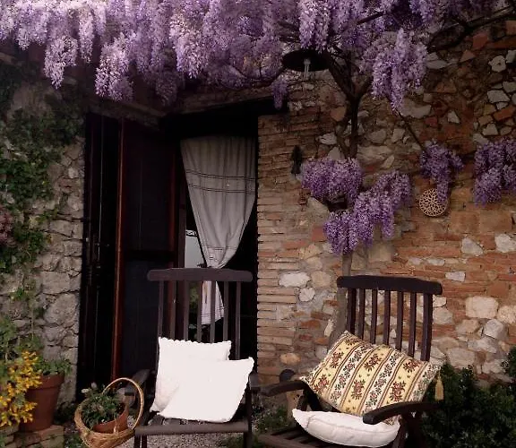 Podere Costa Romana منزل ريفي نارني